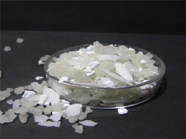 為什么不能過多使用融雪劑生產廠家的產品？